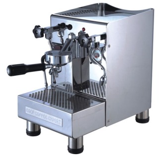 Coffeemaker with Automatic water refill system.jpg